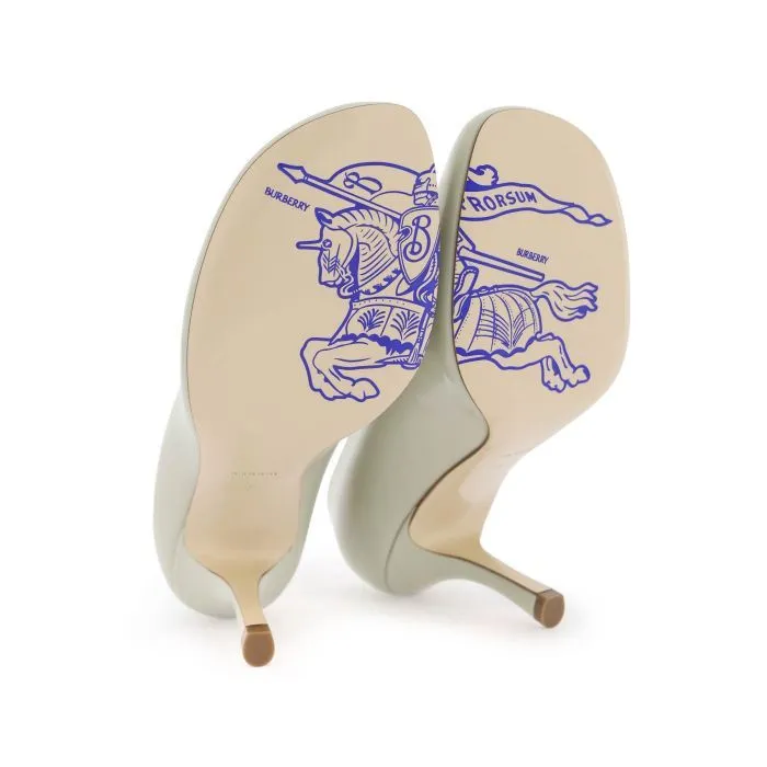 Burberry glossy leather baby pumps