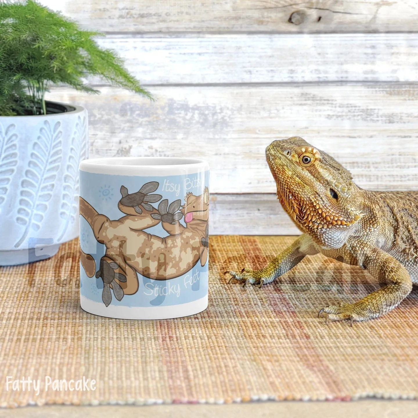 Crested Gecko Itsy Bitsy Feet Mug