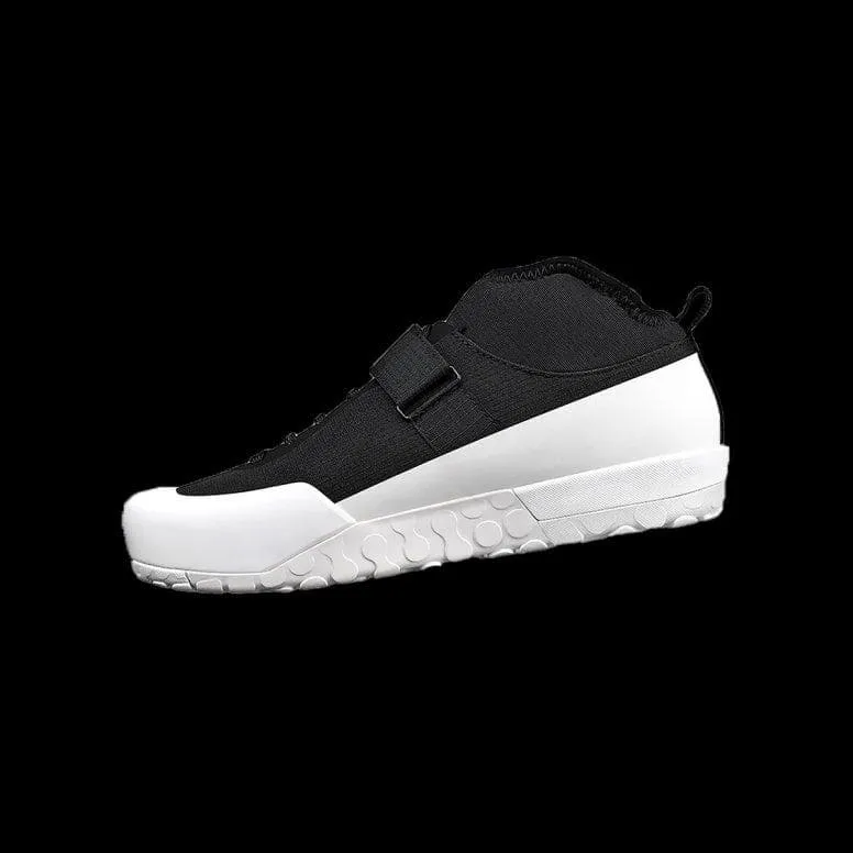 Fizik Gravita Tensor - Black/White - 42